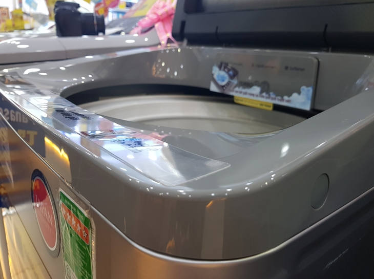 Các góc cạnh - Máy giặt Panasonic 10 kg NA-F100V5LRV Các góc cạnh - Máy giặt Panasonic 10 kg NA-F100V5LRV